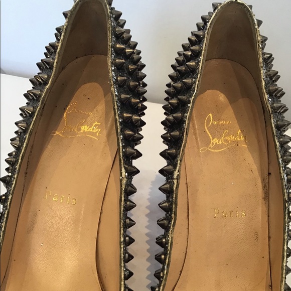 Christian Louboutin Glitter Pump with Studs - Picture 5 of 5